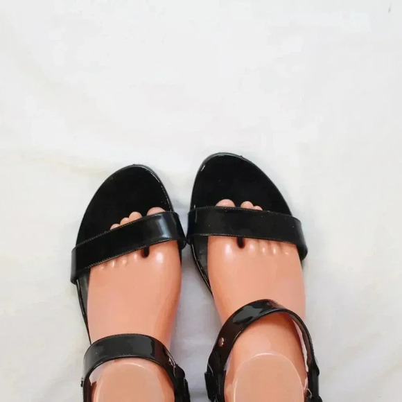 STUART WEITZMAN - Picture 6 of 10